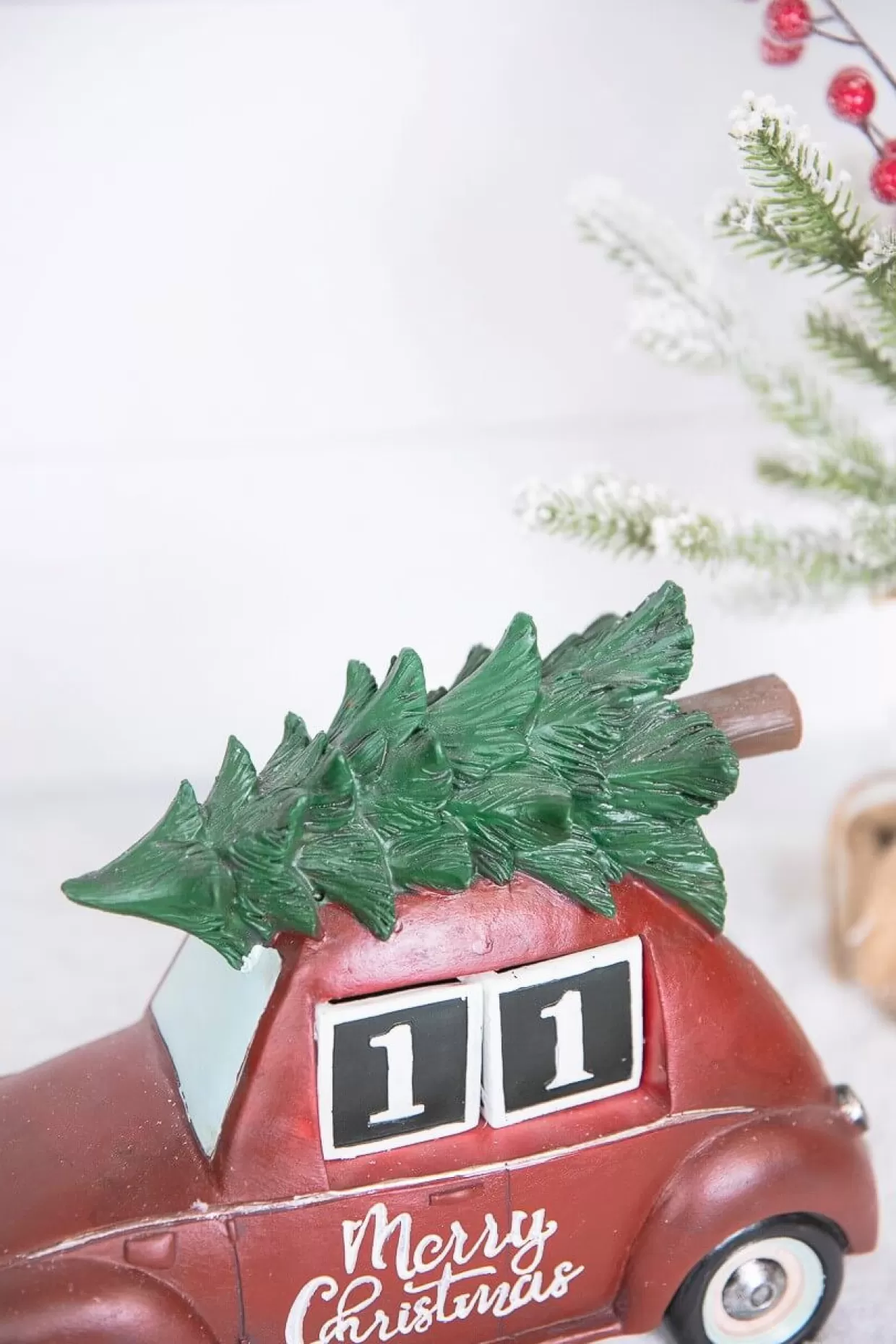 Decorator's Warehouse 11.5” Resin Countdown Calendar Holiday Truck With Christmas Tree