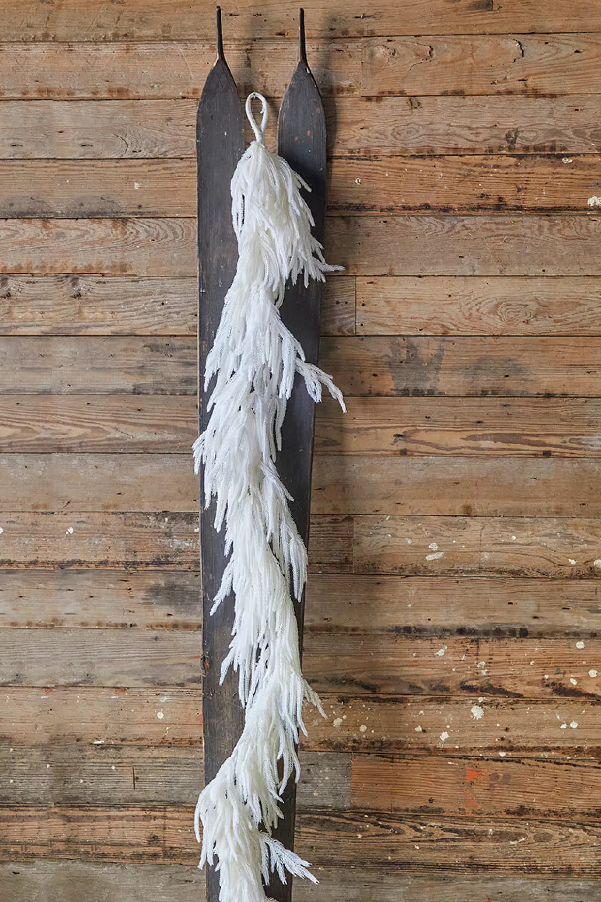 Decorator's Warehouse 120” Real Touch Flocked White Norfolk Pine Garland