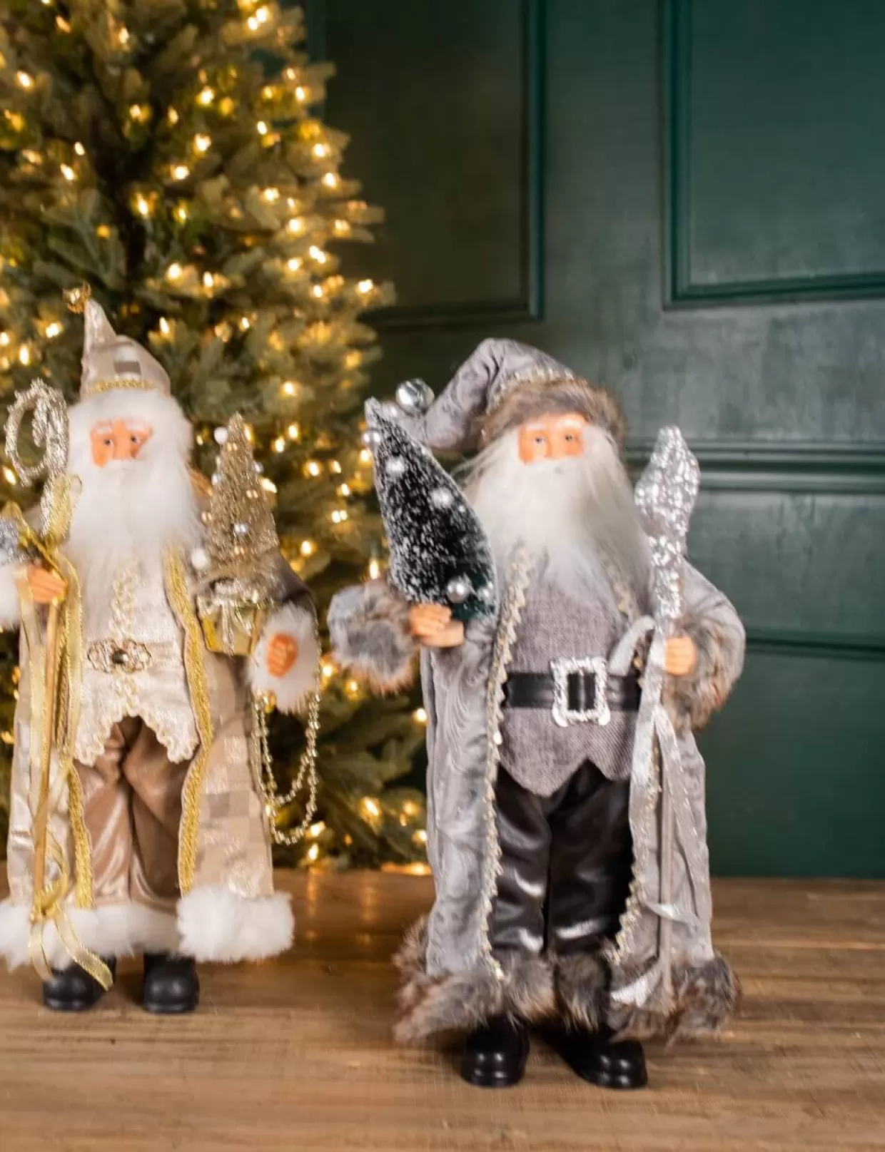 Decorator's Warehouse 18” Polyester Holiday Santa