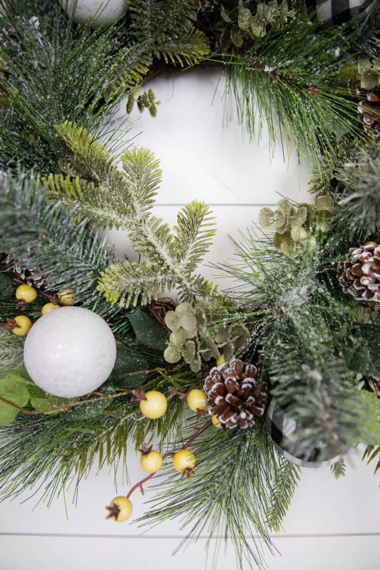 Decorator's Warehouse 20” Christmas Pine Wreath With Ornaments , Cones & Berries