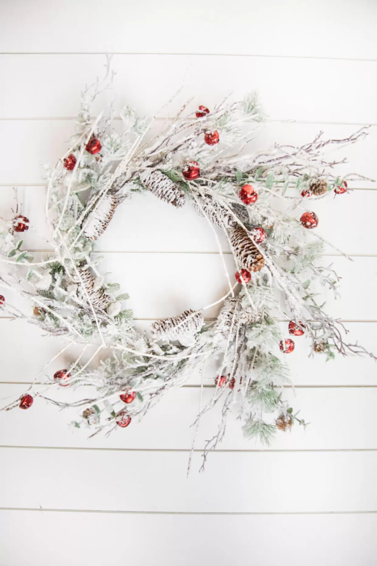 Decorator's Warehouse 24” Christmas Flocked Pine Wreath With Jingle Bells