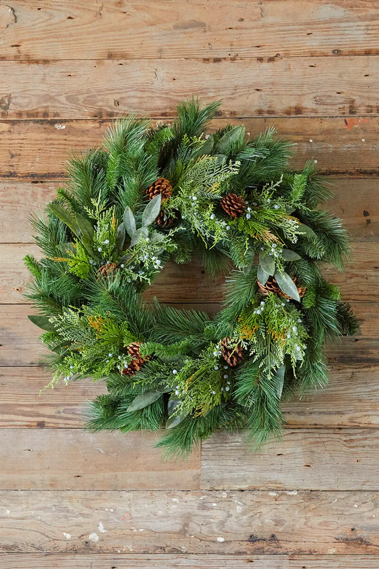 Decorator's Warehouse 30" Juniper/Cedar Mix Pine/Bayleaf And Pinecone Wreath