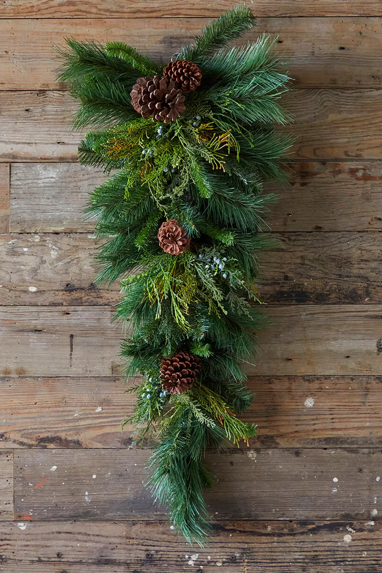 Decorator's Warehouse 32" Deep Woods Mix Greens With Pinecones Teardrop