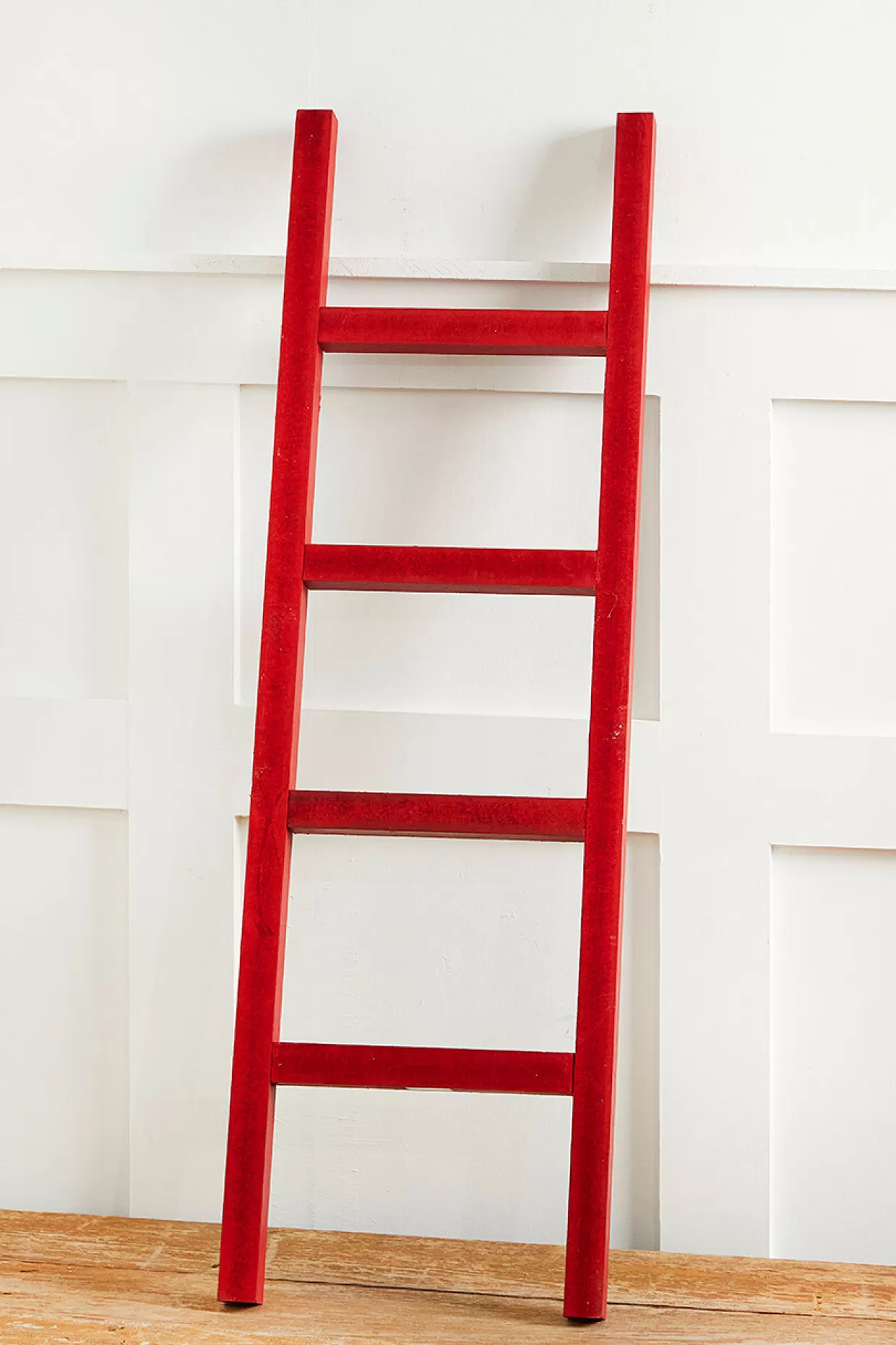 Decorator's Warehouse 32" Wood Antique Christmas Ladder