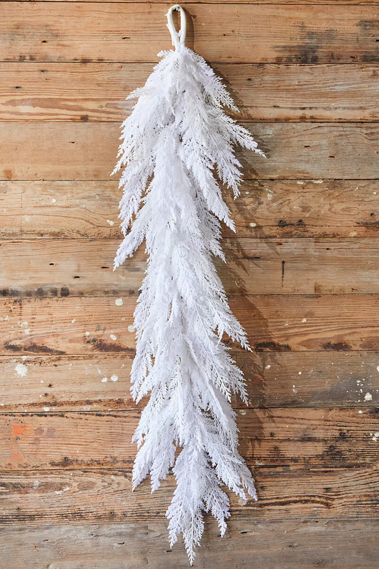 Decorator's Warehouse 48" Winter Snowy Cedar Garland