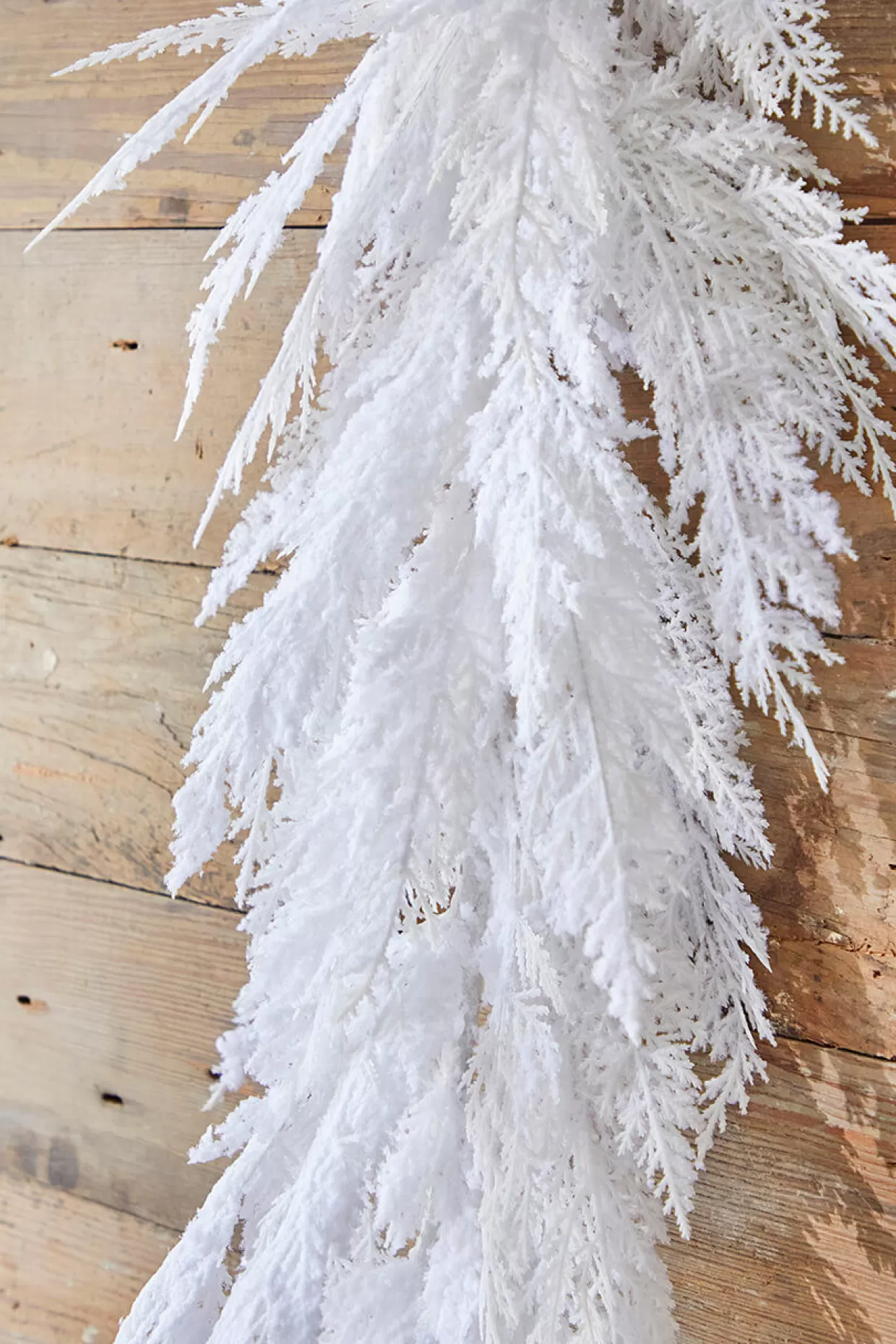 Decorator's Warehouse 48" Winter Snowy Cedar Garland