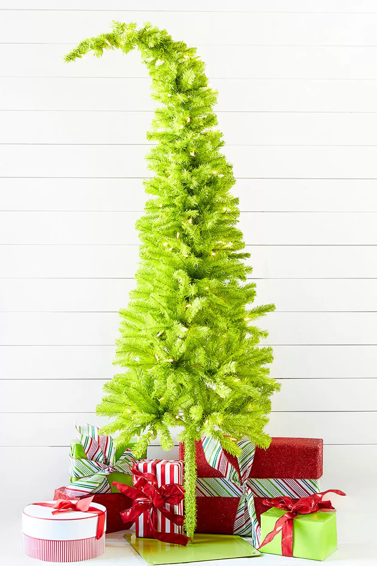 Decorator's Warehouse 5' Lime Green Whimsical Tree With LED Lights