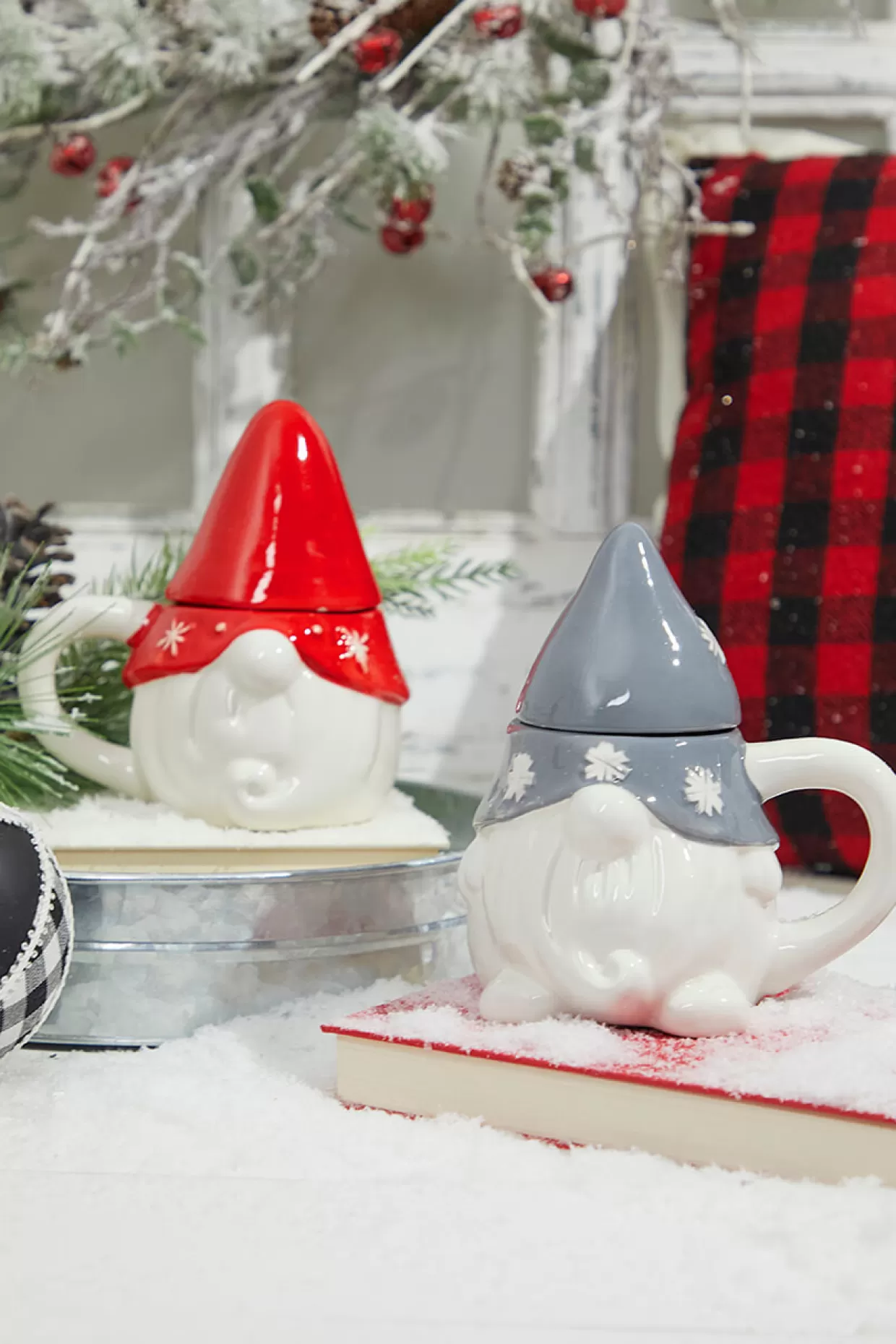 Decorator's Warehouse 6.5" Holiday Gnome Mug