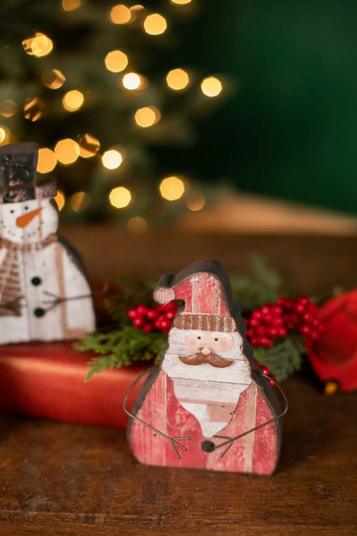 Decorator's Warehouse 6" Santa/Snowman Decoration