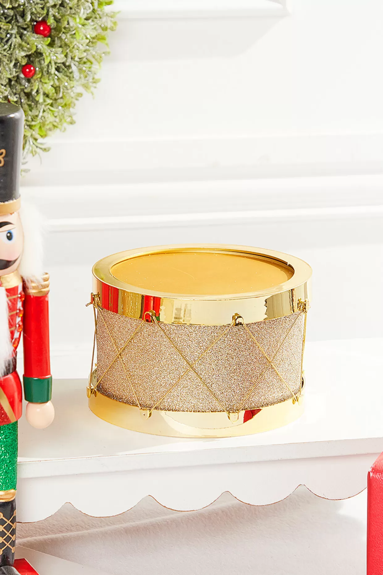 Decorator's Warehouse 7" Gold Glitter Drum