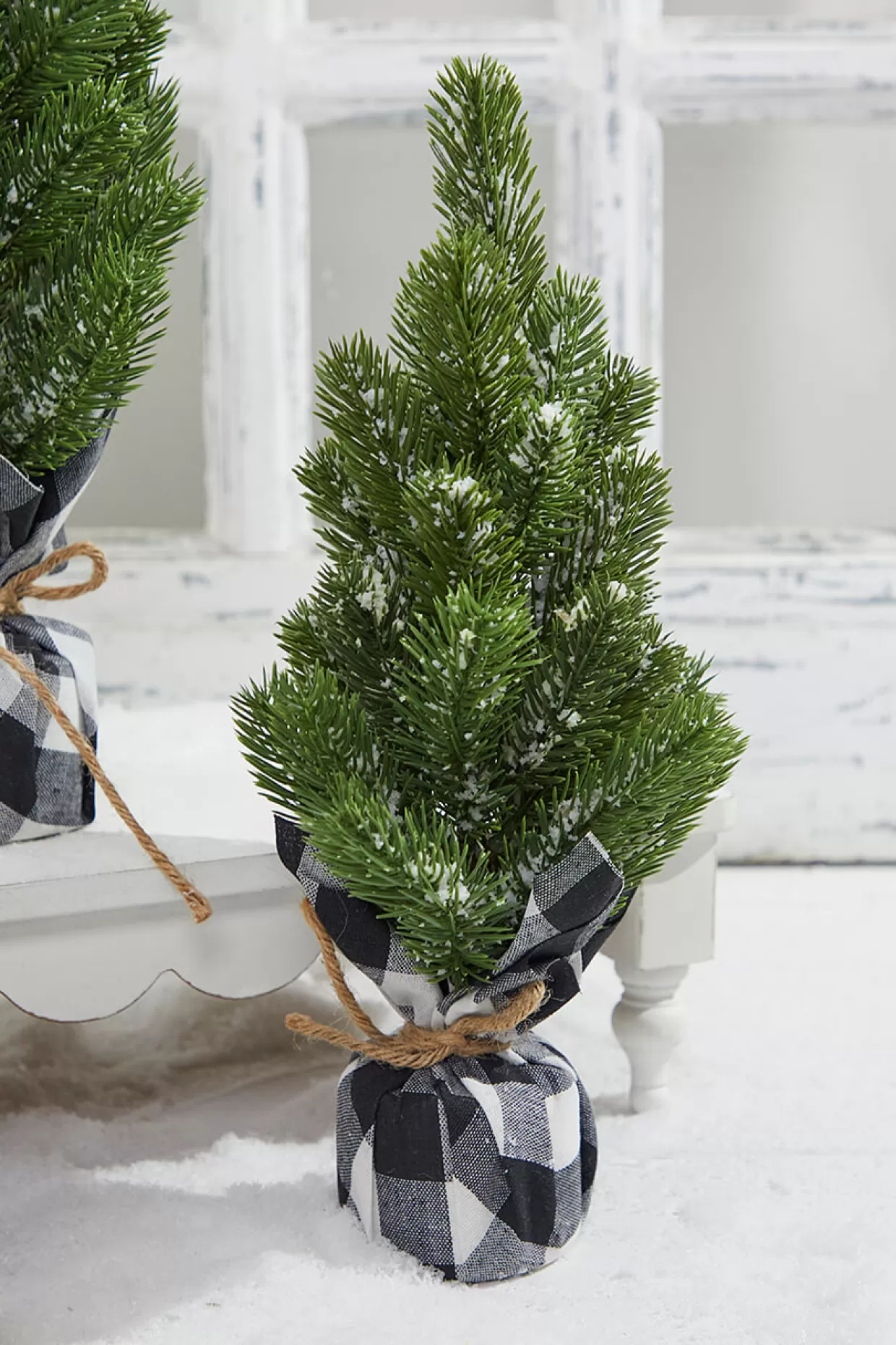 Decorator's Warehouse Flocked Pine Tree With Plaid Fabric - Medium