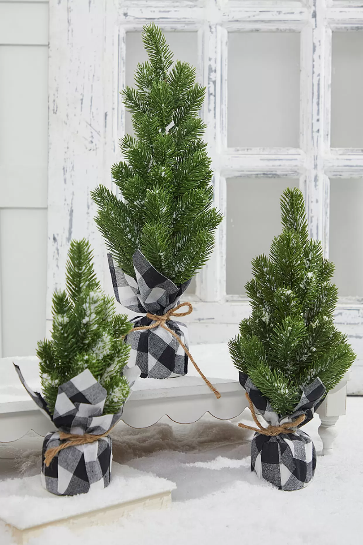 Decorator's Warehouse Flocked Pine Tree With Plaid Fabric - Large