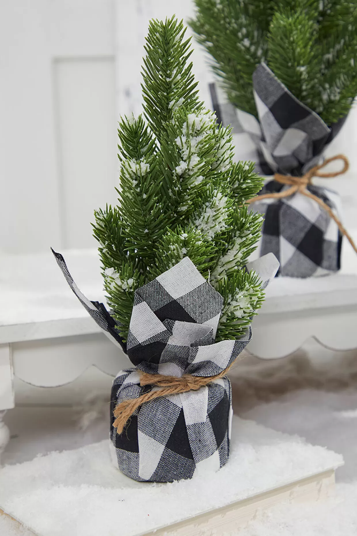 Decorator's Warehouse Flocked Pine Tree With Plaid Fabric - Small
