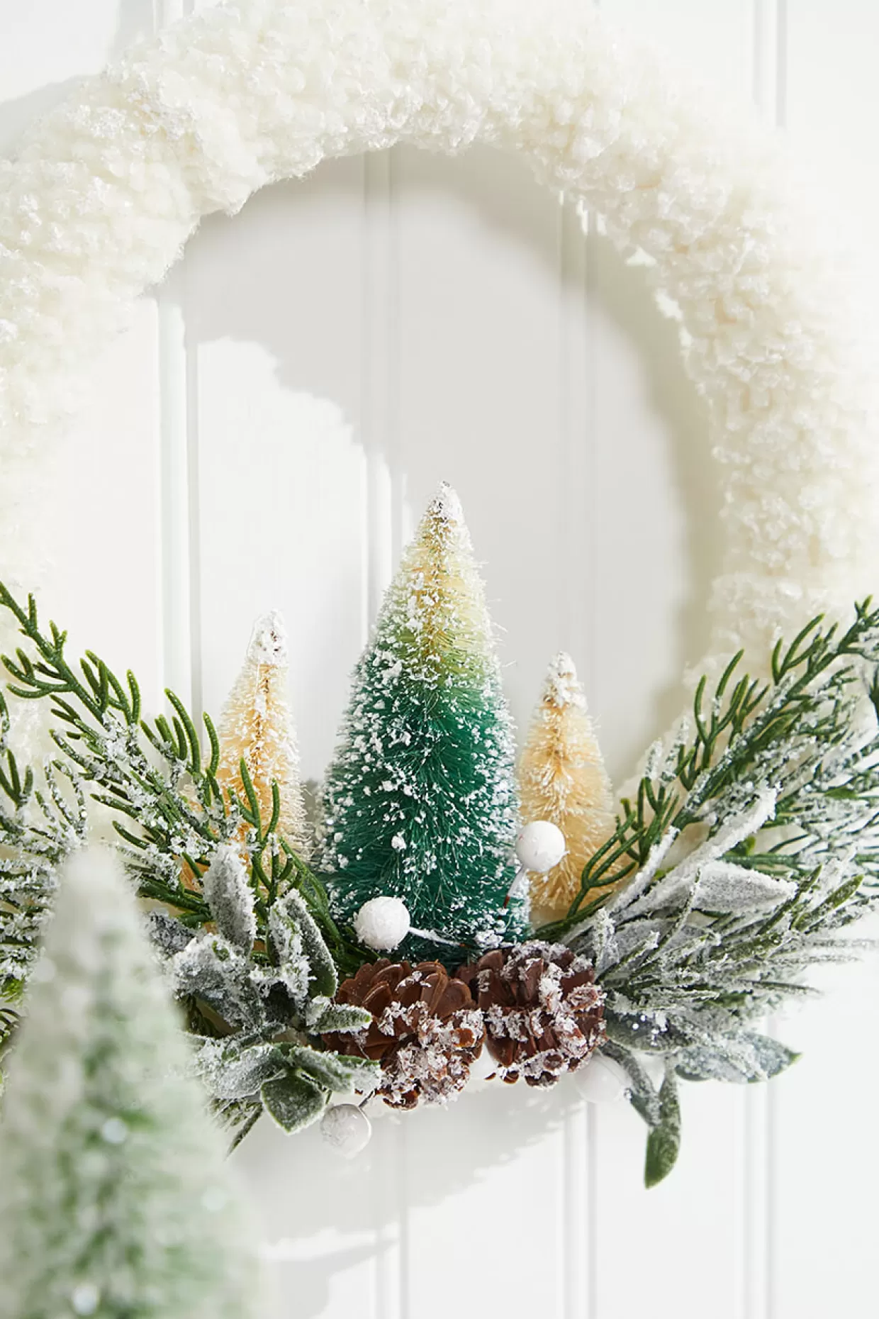 Decorator's Warehouse Frosted Christmas Tree Wreath Ornament