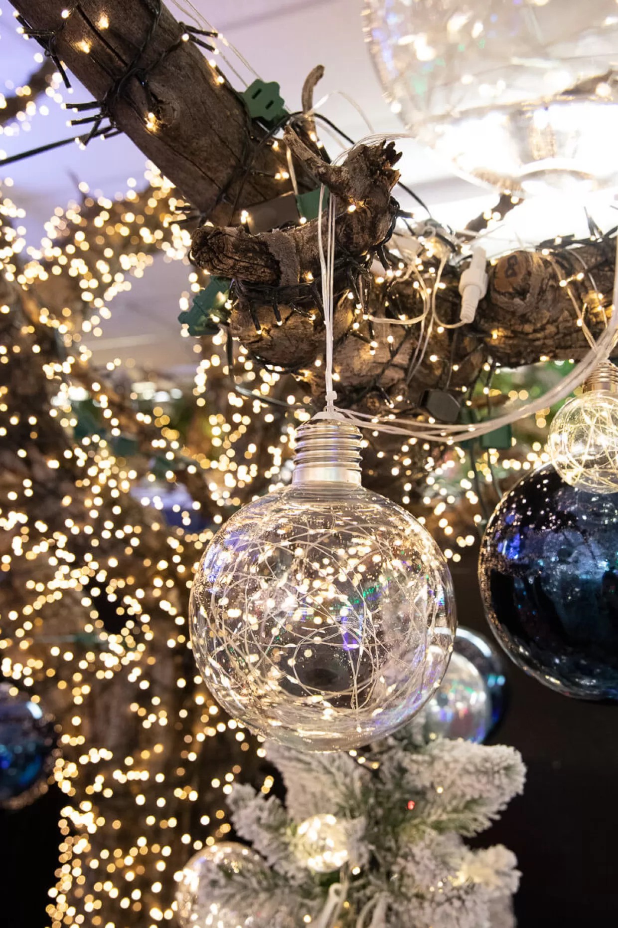 Decorator's Warehouse LED String Lights With Clear Balls - 6" Orbs